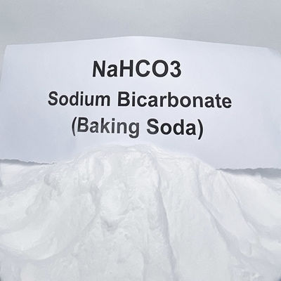 Bicarbonato de sódio em bicarbonato de sódio usado como agente de fermentação na indústria alimentar