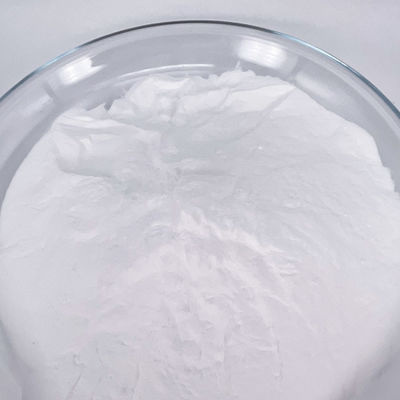 Bicarbonato de sódio em bicarbonato de sódio usado como agente de fermentação na indústria alimentar